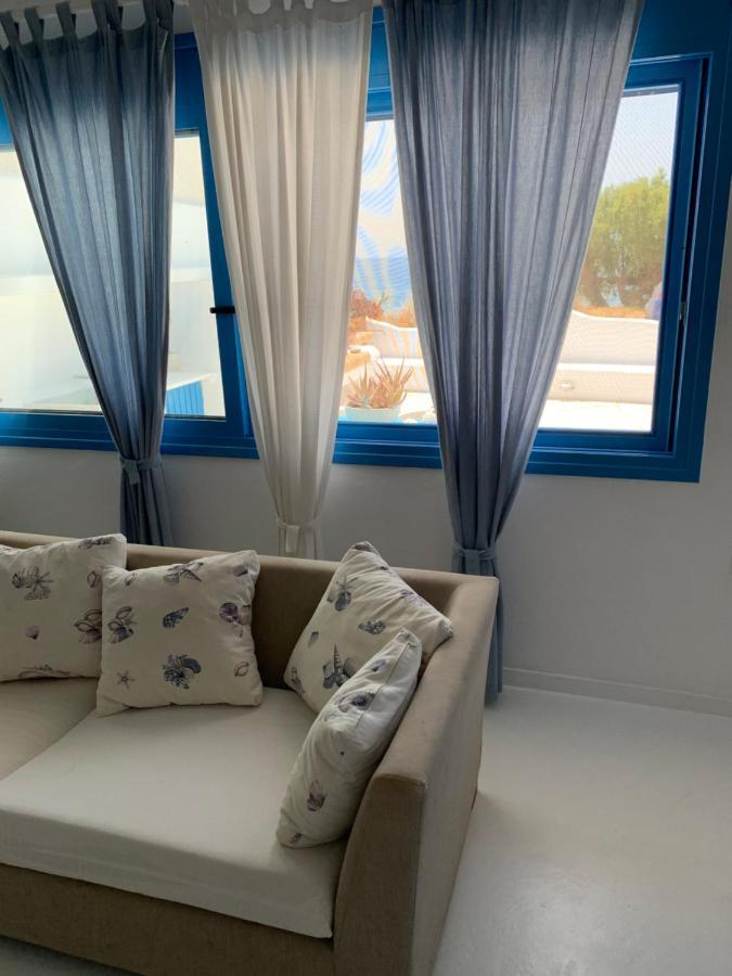 Blue Sea Villa & Apartments Makrýgialos Екстериор снимка