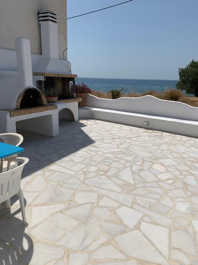 Blue Sea Villa & Apartments Makrýgialos Екстериор снимка