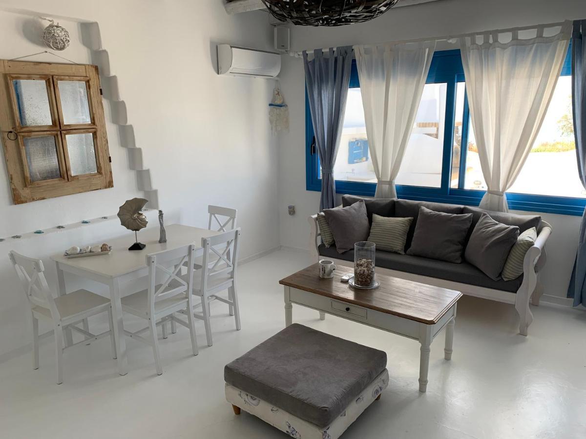 Blue Sea Villa & Apartments Makrýgialos Екстериор снимка